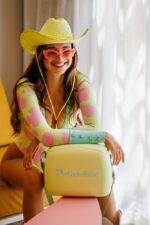 Polarbox® Summer Retro Cooler Bag Yellow - Cyan 6L - Image 6