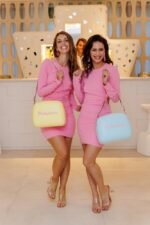 ⁦حقيبة غداء بوب: بلون أنيق للحفاظ على طعامك⁩ - الصورة ⁦4⁩