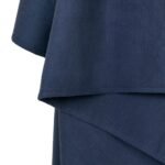 ⁦منشفة رياضة سريعة الجفاف - أزرق غامق - مقاس كبير⁩ - الصورة ⁦2⁩