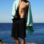 ⁦منشفة رياضة سريعة الجفاف - أخضر - مقاس كبير⁩ - الصورة ⁦4⁩