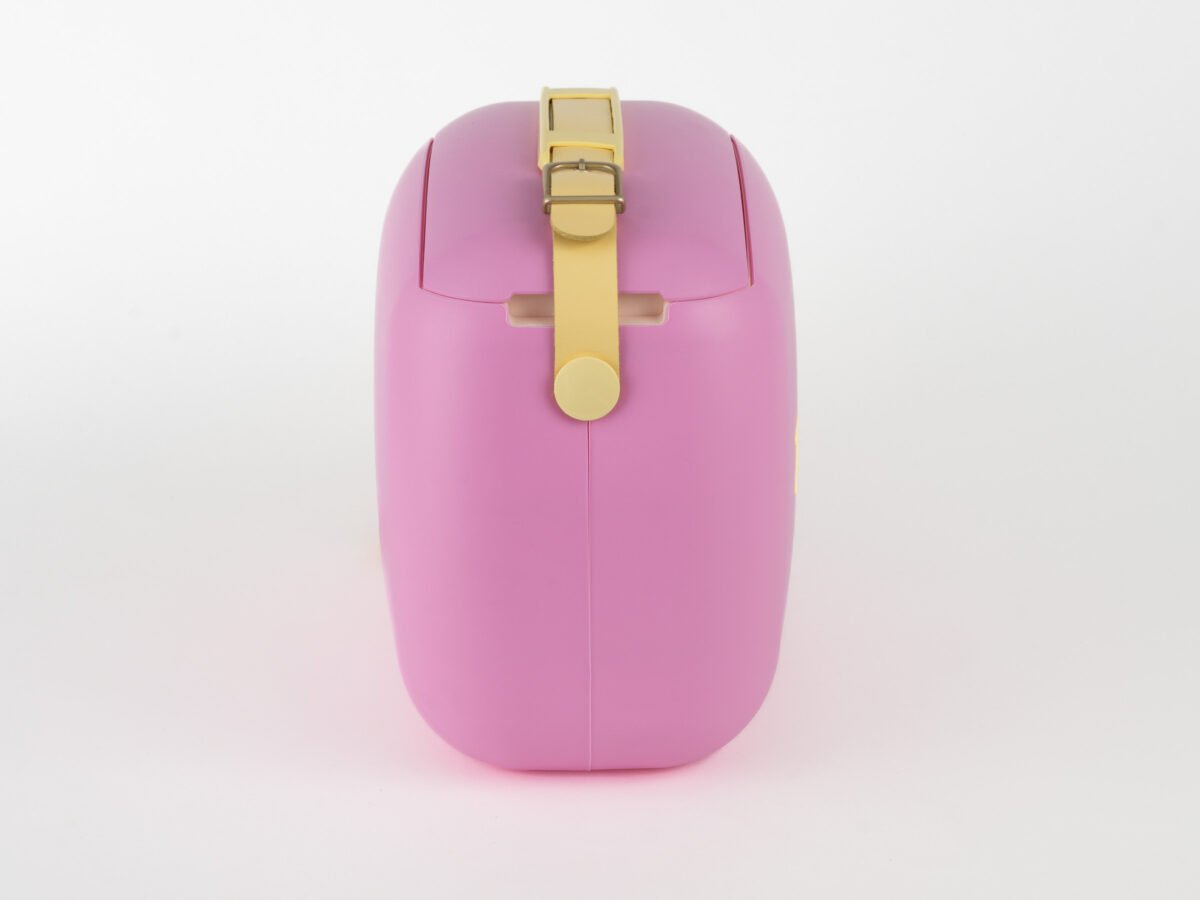 ⁦حقيبة وجبة غداء بوب - لون فوشي بحزام أصفر 6 لتر⁩ - الصورة ⁦2⁩