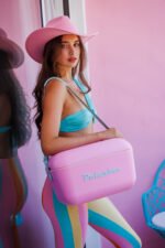 Polarbox® Retro Ice Box Bubblegum Pink - Cyan Pop 12L - Image 7